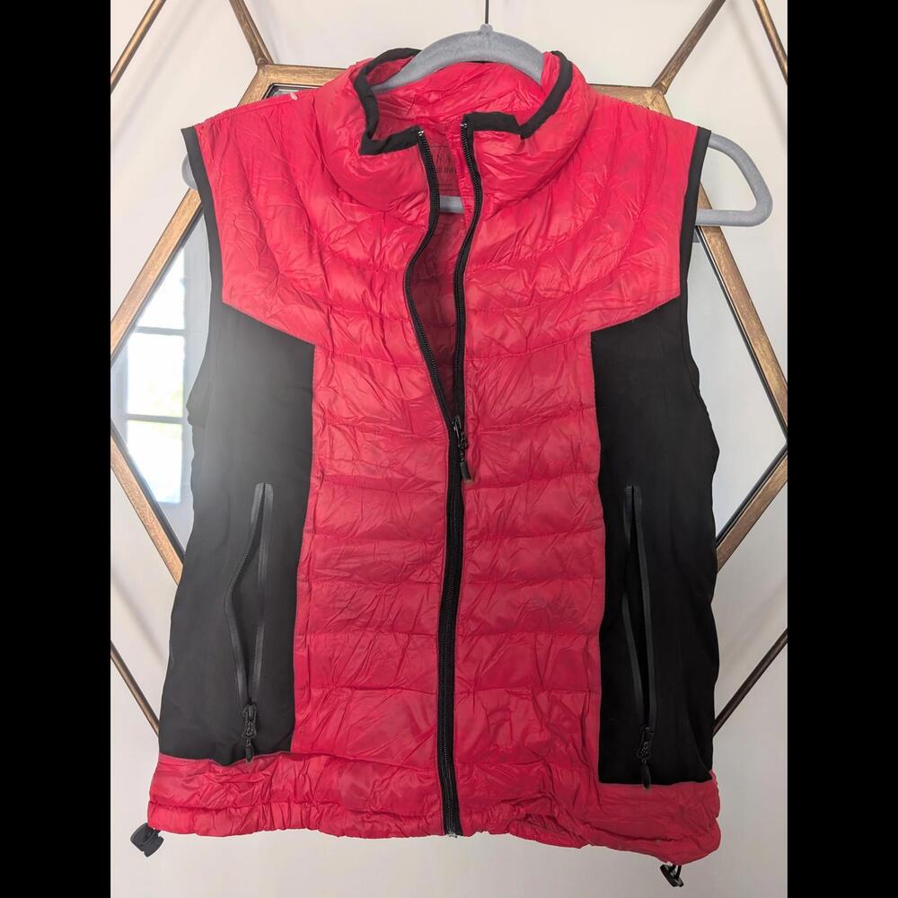 Bernando Goose Down Red and Black Packable Vest, size L